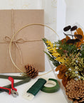 Load image into Gallery viewer, DIY Wreath Box
